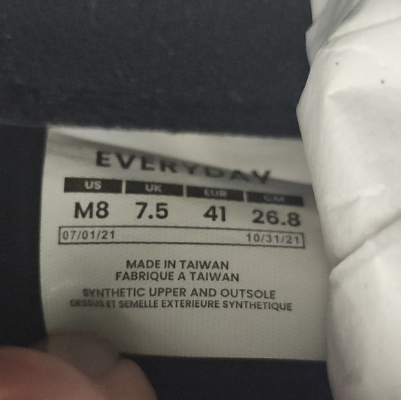 Vessi Everyday Sneakers, Mens 8 - Picture 9 of 9